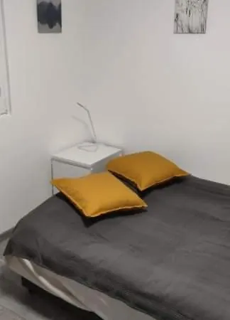 Nyil Apartmanhaz Appartement